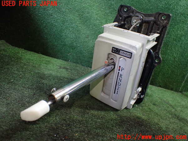 1UPJ-25167555]フィガロ(FK10)ATシフトレバー 中古_m0001.jpg