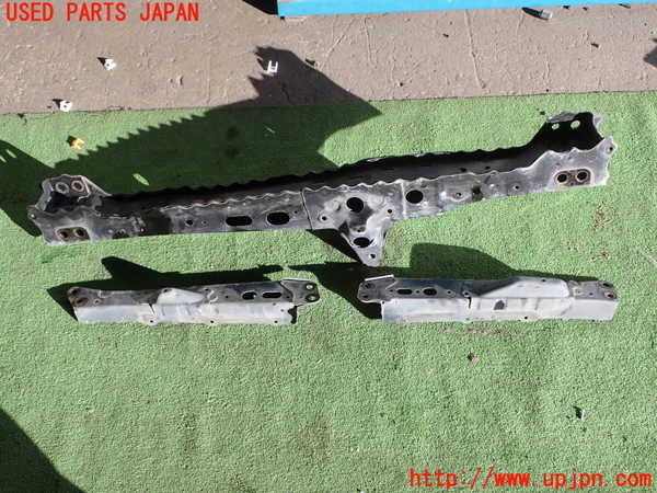 5UPJ-25175296]エスティマ(ACR50W)メンバー1 中古_m0002.jpg