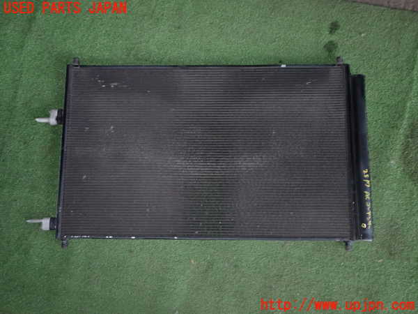 1UPJ-25176031]エスティマ(ACR50W)エアコンコンデンサー1 中古_m0001.jpg