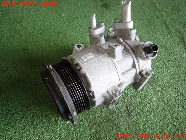 1UPJ-25176025]エスティマ(ACR50W)エアコンコンプレッサー 中古_m0001.jpg