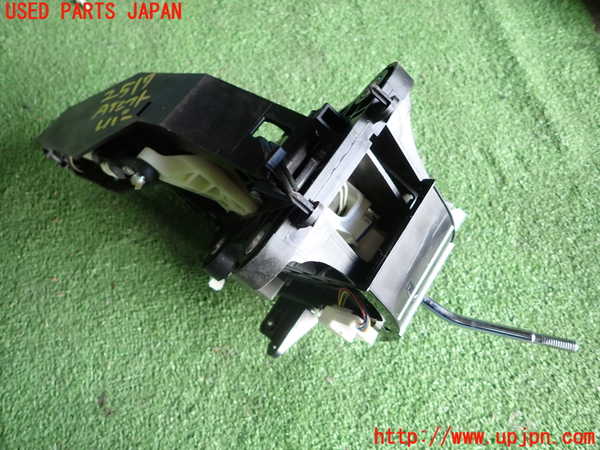 5UPJ-25177555]エスティマ(ACR50W)ATシフトレバー 中古_m0002.jpg