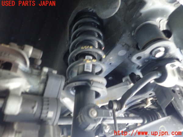 5UPJ-25185045]レヴォーグ(VNH)左リアストラット 中古_m0001.jpg