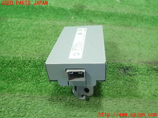 5UPJ-25186149]レヴォーグ(VNH)コンピューター4 (82131VC000) 中古_m0001.jpg