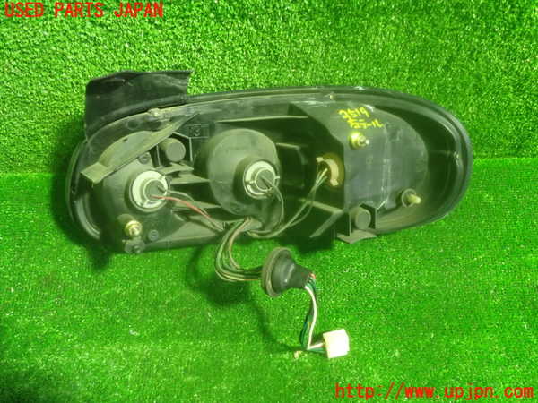 5UPJ-25191536]ロードスター(NB8C)左テールランプ 中古_m0003.jpg