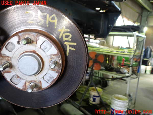 1UPJ-25194290]ロードスター(NB8C)右フロントナックルハブ 中古_m0002.jpg