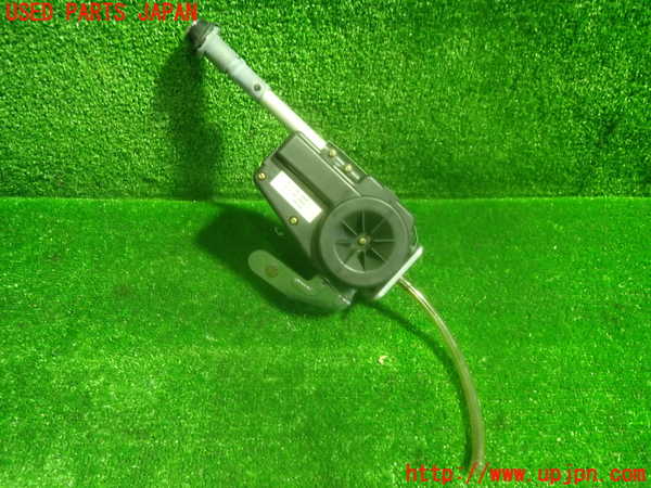 5UPJ-25196645]ロードスター(NB8C)アンテナ 中古_m0001.jpg