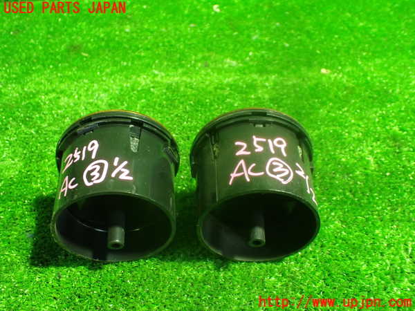 5UPJ-25197528]ロードスター(NB8C)エアコン吹き出し口3 (真中) 中古_m0003.jpg