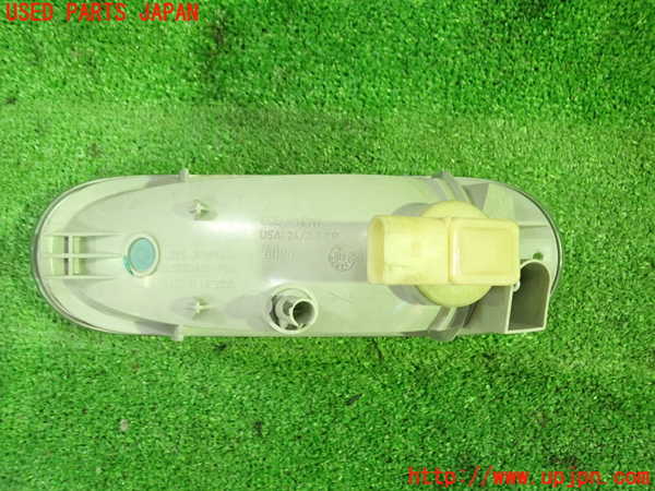 1UPJ-25201150]VW ニュービートルカブリオレ(1YAZJ)右コーナーランプ 中古_m0002.jpg
