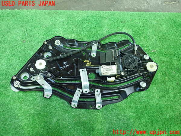 1UPJ-25201296]VW ニュービートルカブリオレ(1YAZJ)右後レギュレーターモーター 中古_m0001.jpg