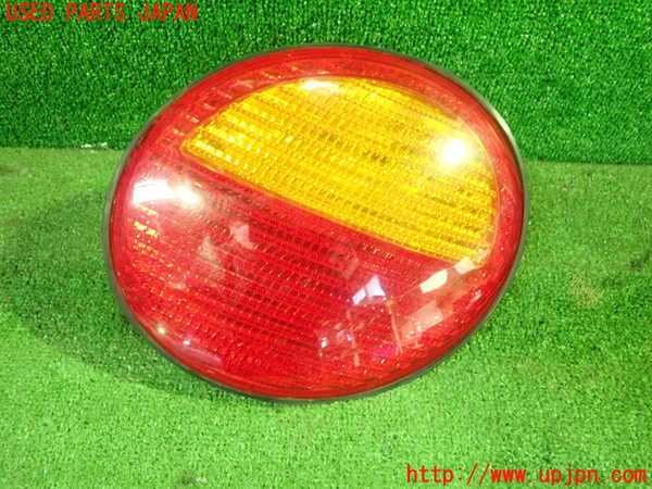 5UPJ-25201530]VW ニュービートルカブリオレ(1YAZJ)右テールランプ 中古_m0001.jpg