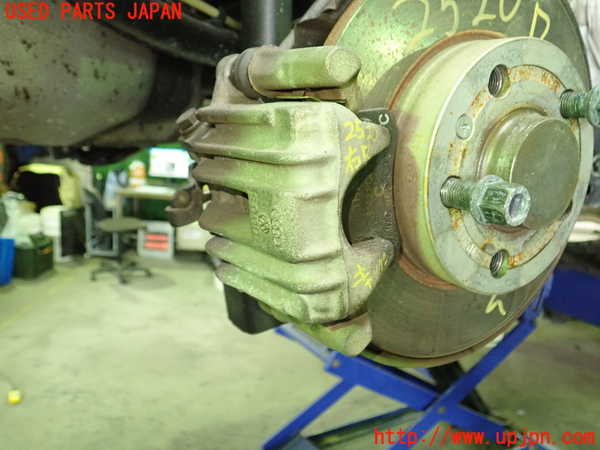 5UPJ-25204090]VW ニュービートルカブリオレ(1YAZJ)右リアキャリパー 中古_m0001.jpg