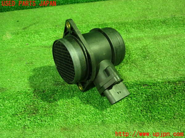 5UPJ-25206320]VW ニュービートルカブリオレ(1YAZJ)エアフロメーター 中古_m0001.jpg