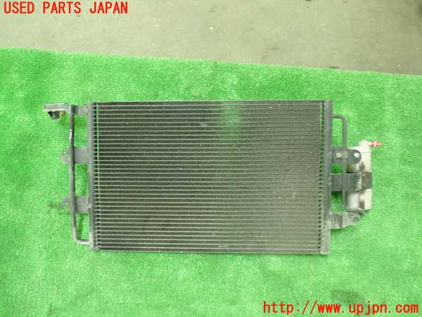 5UPJ-25206031]VW ニュービートルカブリオレ(1YAZJ)エアコンコンデンサー1 中古_m0002.jpg
