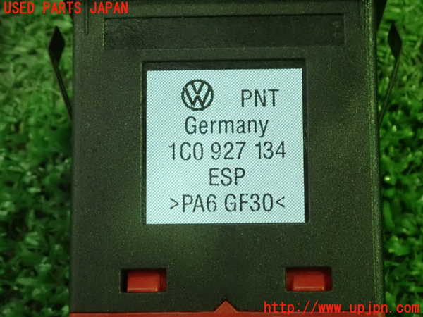 1UPJ-25206309]VW ニュービートルカブリオレ(1YAZJ)スイッチ4（ESP） 中古_m0003.jpg