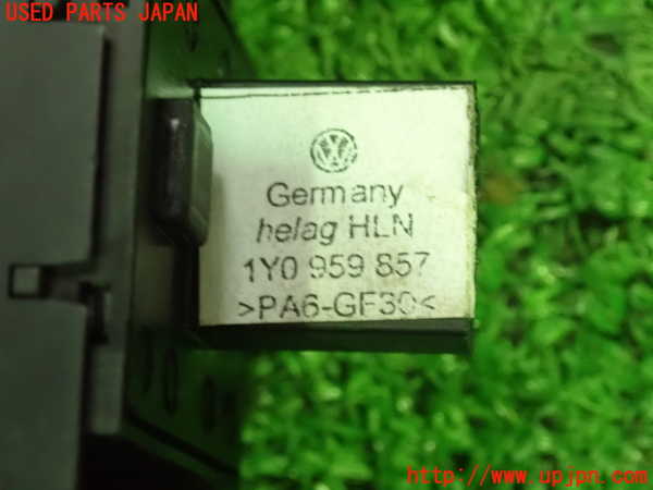 1UPJ-25206240]VW ニュービートルカブリオレ(1YAZJ)右パワーウィンドウスイッチ 中古_m0003.jpg