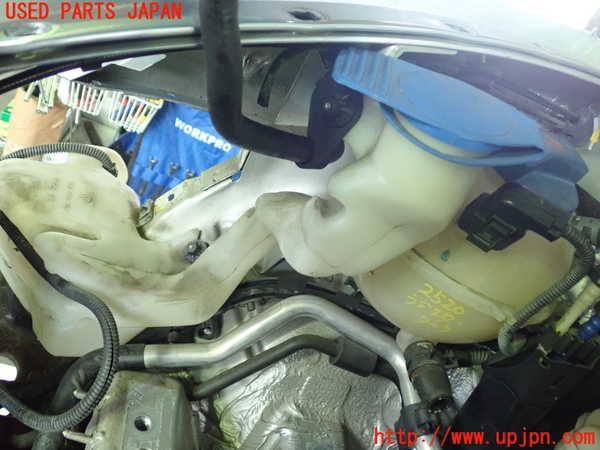 1UPJ-25206791]VW ニュービートルカブリオレ(1YAZJ)ウォッシャータンク1 中古_m0002.jpg
