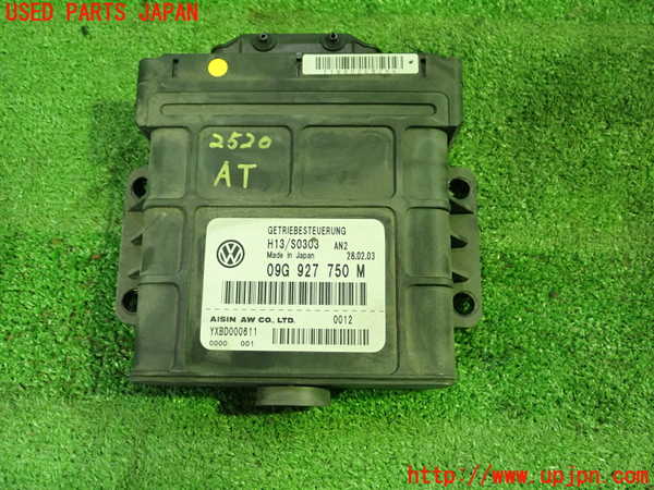 5UPJ-25206115]VW ニュービートルカブリオレ(1YAZJ)ミッションコンピューター 中古_m0001.jpg