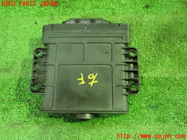 5UPJ-25206115]VW ニュービートルカブリオレ(1YAZJ)ミッションコンピューター 中古_m0002.jpg