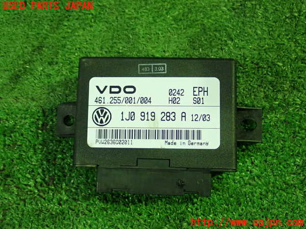 5UPJ-25206148]VW ニュービートルカブリオレ(1YAZJ)コンピューター3 1J0 919 283 A 中古_m0001.jpg