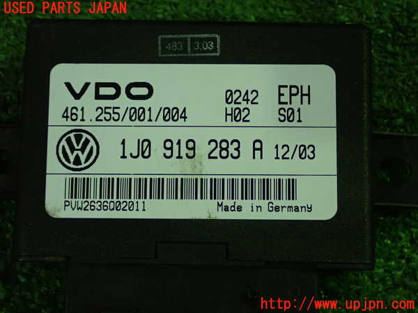 5UPJ-25206148]VW ニュービートルカブリオレ(1YAZJ)コンピューター3 1J0 919 283 A 中古_m0003.jpg