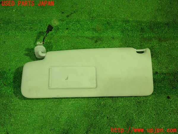 5UPJ-25207630]VW ニュービートルカブリオレ(1YAZJ)室内サンバイザー左側 中古_m0002.jpg