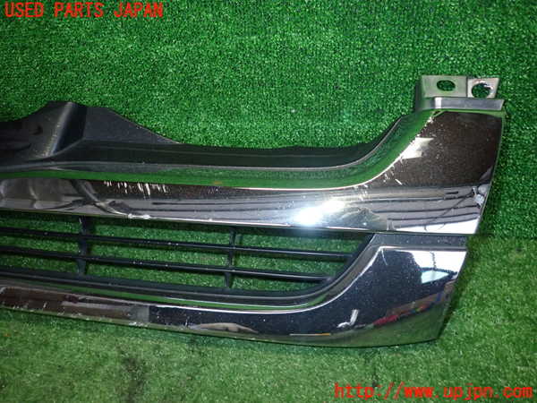 2UPJ-25221050]ハイエースバン200系(KDH201V)ラジエターグリル 【ジャンク品】 中古_m0002.jpg