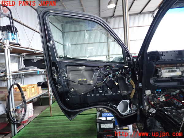 2UPJ-25221260]ハイエースバン200系(KDH201V)左前ドア 【ジャンク品】 中古(43R-00033 M2H3)_m0005.jpg