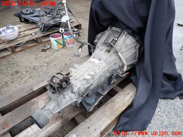 2UPJ-25223010]ハイエースバン200系(KDH201V)ミッション AT 1KD-DTV 4WD 中古_m0002.jpg