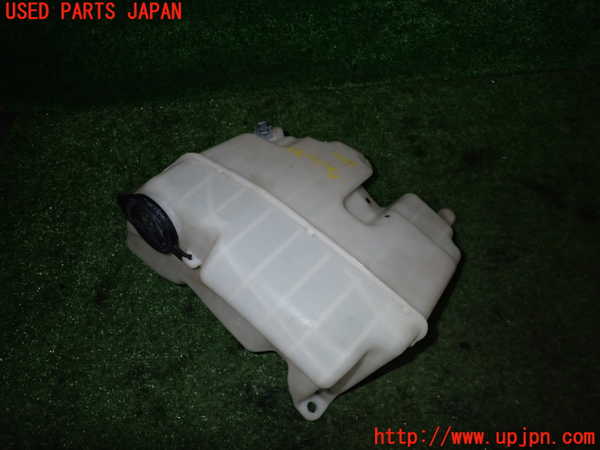 2UPJ-25226791]ハイエースバン200系(KDH201V)ウォッシャータンク1 中古_m0001.jpg