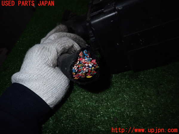 2UPJ-25226741]ハイエースバン200系(KDH201V)ヒューズボックス1 中古_m0003.jpg