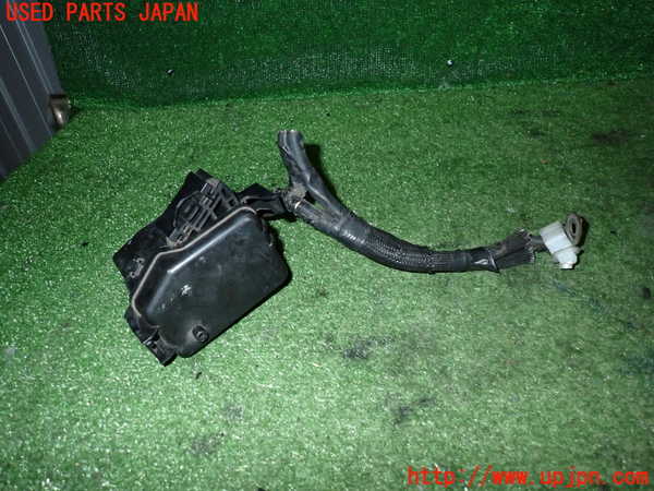 2UPJ-25226743]ハイエースバン200系(KDH201V)ヒューズボックス3 中古_m0001.jpg