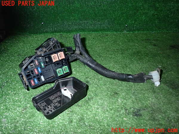 2UPJ-25226743]ハイエースバン200系(KDH201V)ヒューズボックス3 中古_m0002.jpg