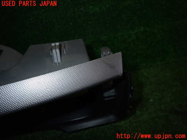 2UPJ-25227510]ハイエースバン200系(KDH201V)メーターフード 中古_m0002.jpg