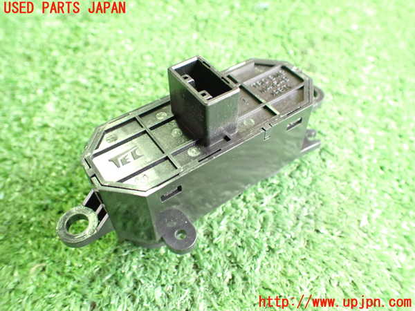 2UPJ-25236306]シビック タイプR ユーロ(FN2)スイッチ1 (VSA OFF) 中古_m0003.jpg