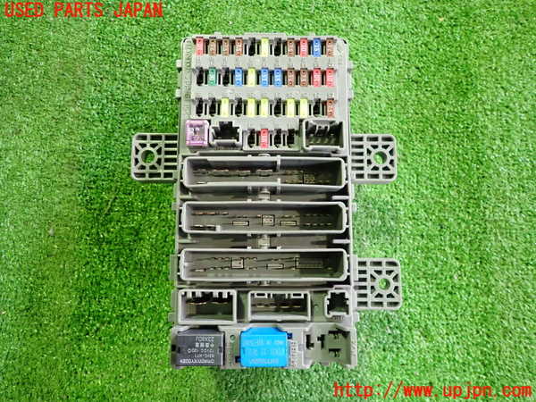 2UPJ-25236741]シビック タイプR ユーロ(FN2)ヒューズボックス1 中古_m0001.jpg