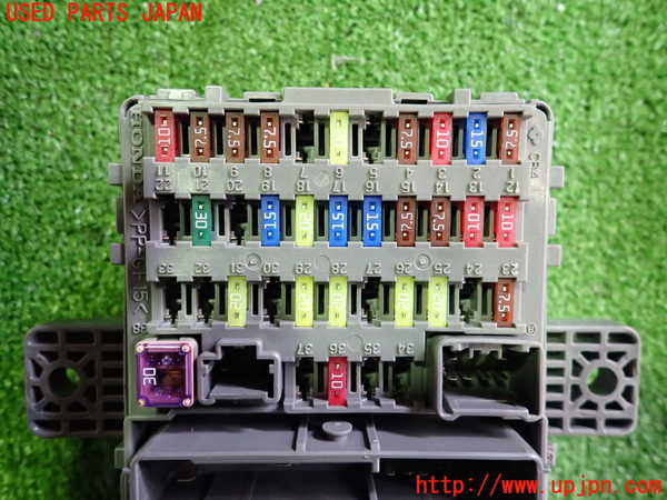 2UPJ-25236741]シビック タイプR ユーロ(FN2)ヒューズボックス1 中古_m0002.jpg