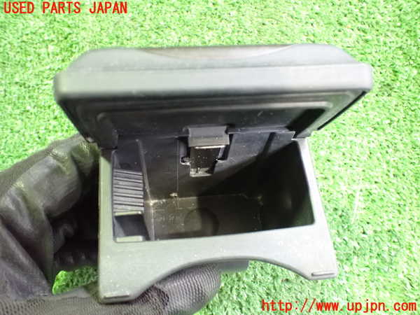 2UPJ-25237821]シビック タイプR ユーロ(FN2)灰皿1 中古_m0004.jpg