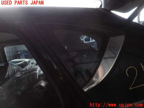 2UPJ-25251382]CX-5(KF2P)左クォーターガラス (43R-005844 M31Q8) 中古_m0001.jpg