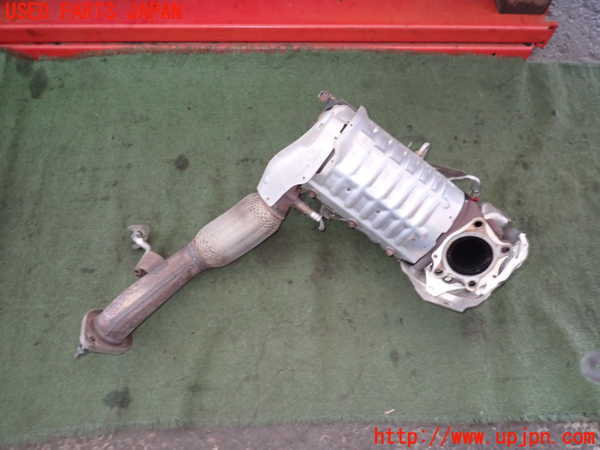 2UPJ-25252661]CX-5(KF2P)触媒1 中古_m0003.jpg