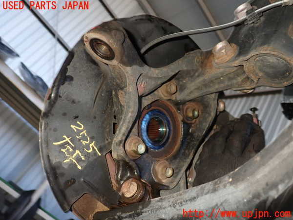 2UPJ-25254295]CX-5(KF2P)左フロントナックルハブ 中古_m0001.jpg