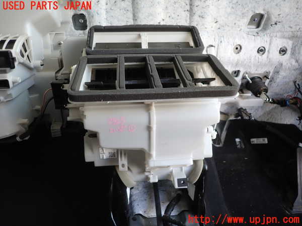2UPJ-25256081]CX-5(KF2P)エバポレーター1 中古_m0001.jpg