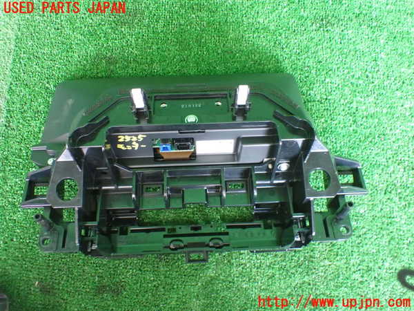 2UPJ-25256629]CX-5(KF2P)モニター 中古_m0002.jpg