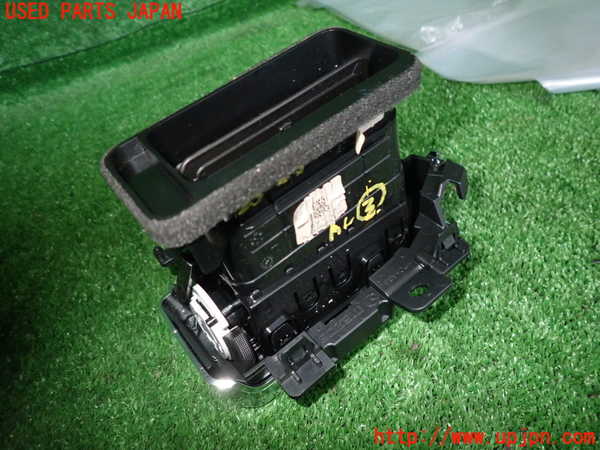 2UPJ-25257528]CX-5(KF2P)エアコン吹き出し口3 左 中古_m0002.jpg