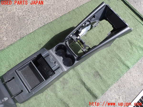 2UPJ-25257540]CX-5(KF2P)センターコンソール 中古_m0003.jpg