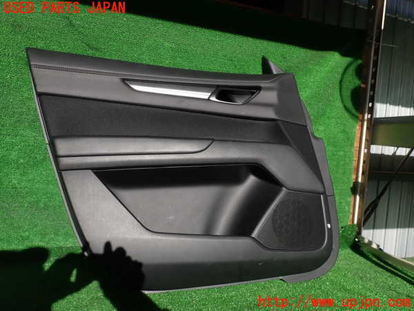 2UPJ-25251264]CX-5(KF2P)左前ドア内張り 中古_m0001.jpg