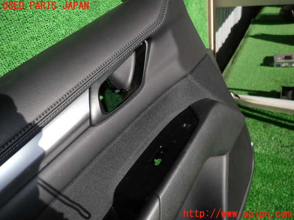 2UPJ-25251264]CX-5(KF2P)左前ドア内張り 中古_m0002.jpg