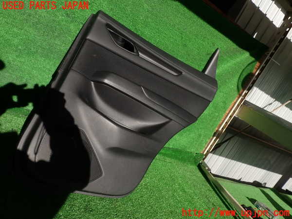 2UPJ-25251294]CX-5(KF2P)右後ドア内張り 中古_m0001.jpg