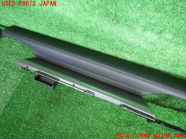 2UPJ-25257691]CX-5(KF2P)内装トリム類1 中古_m0003.jpg