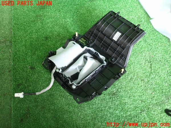 2UPJ-25257575]CX-5(KF2P)シフトブーツ 中古_m0003.jpg