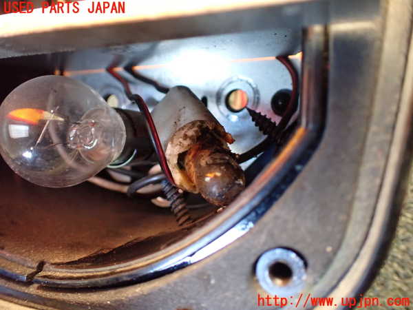 1UPJ-25261536]ジープ・ラングラー(TJ40S)左テールランプ 中古_m0002.jpg